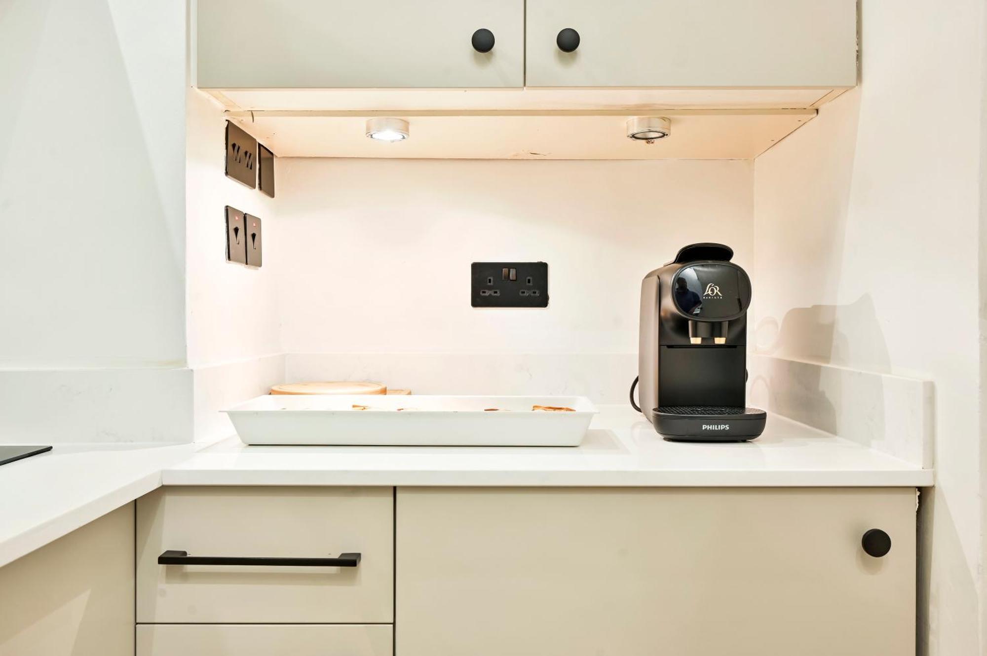 Amazing 3 Bed Apartment Great Portland Street Londra Dış mekan fotoğraf
