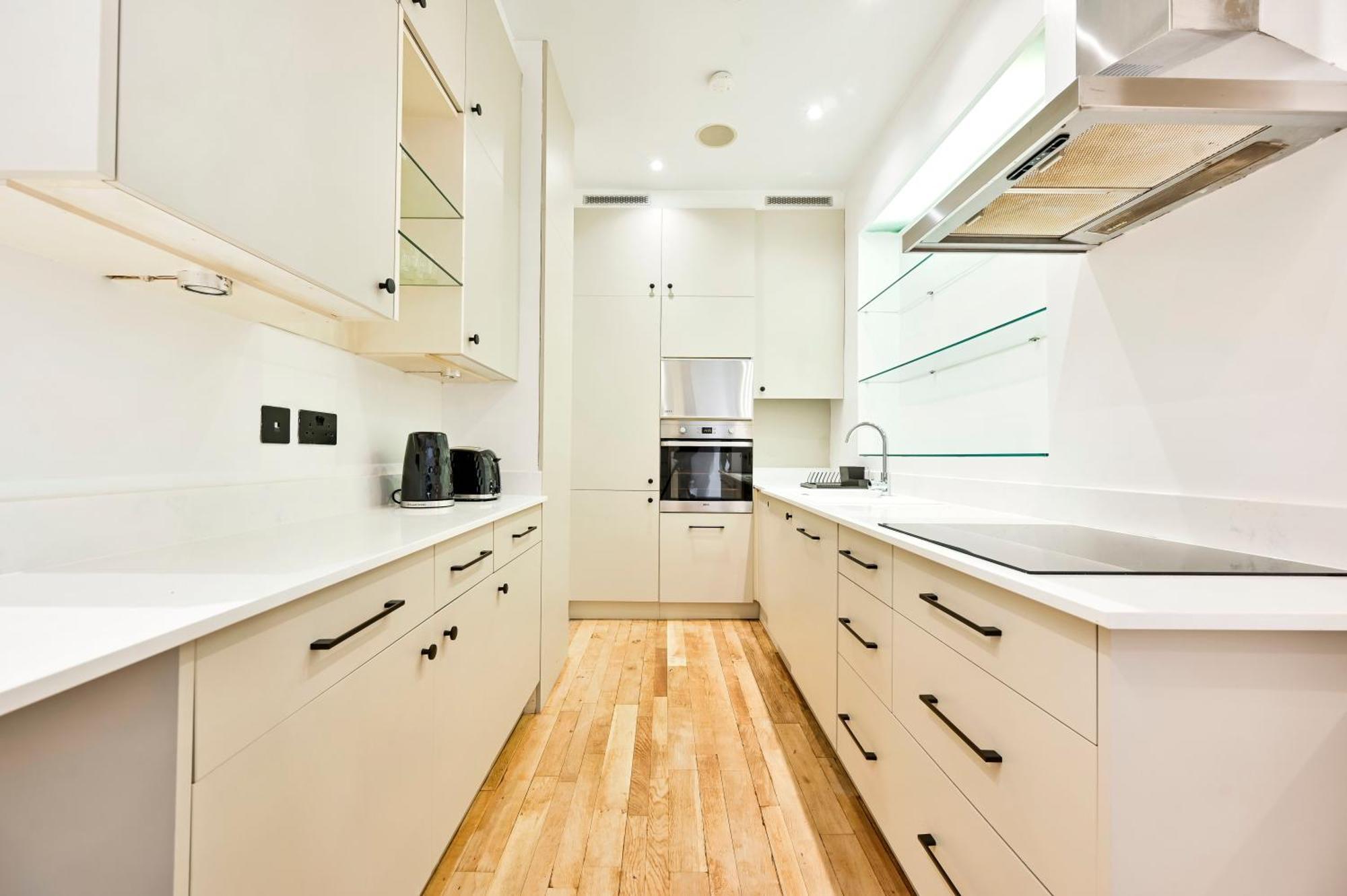 Amazing 3 Bed Apartment Great Portland Street Londra Dış mekan fotoğraf