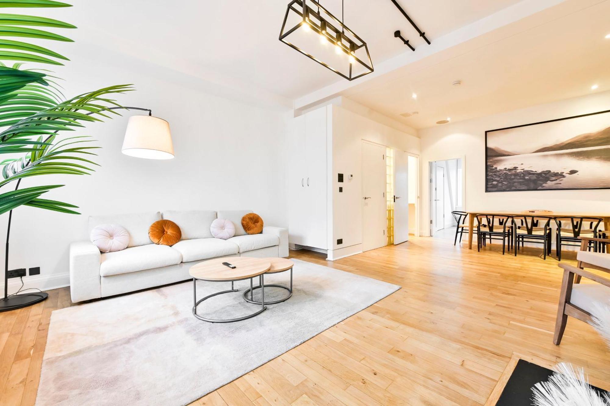 Amazing 3 Bed Apartment Great Portland Street Londra Dış mekan fotoğraf